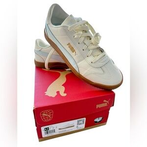 Puma Blue& White Puma Club 5v5 Sneakers 8.5 new in box